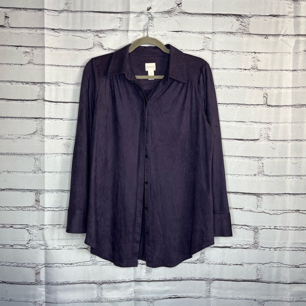 Chicos Relaxed Fit Purple Silky Button-Up Shirt Women’s 0 Minimalist Chic Preppy